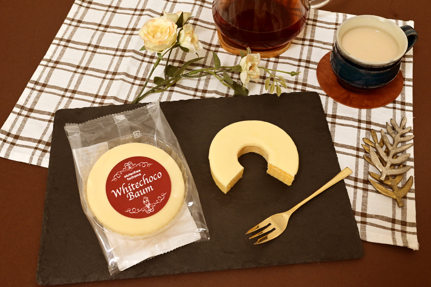 とりたまバウム チョコ / ホワイトチョコ(冬季限定 / グルテンフリーバウムクーヘン / フレーバー2種)